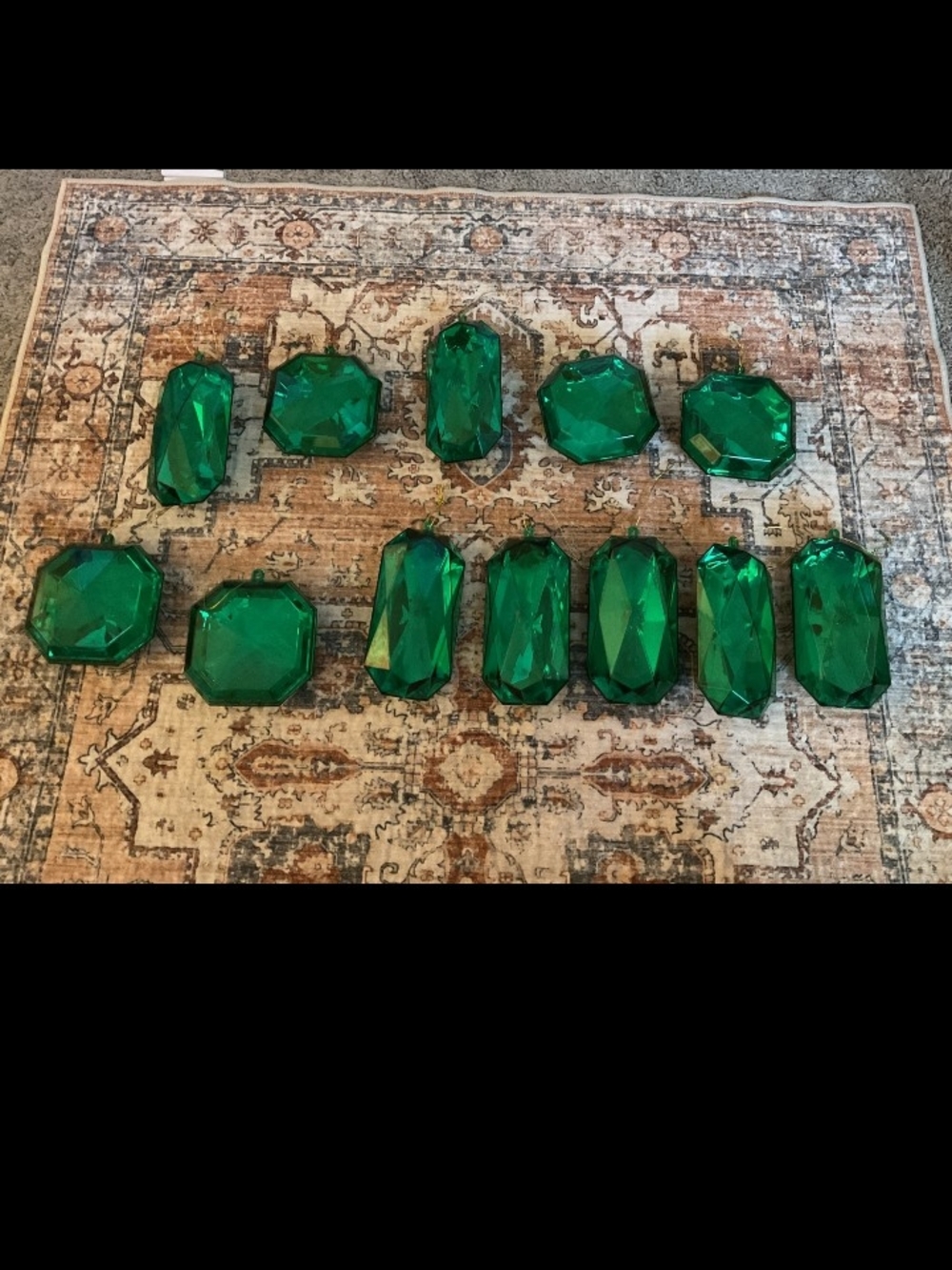 12 Crystal Christmas Emerald Green Ornament Jewels NWT